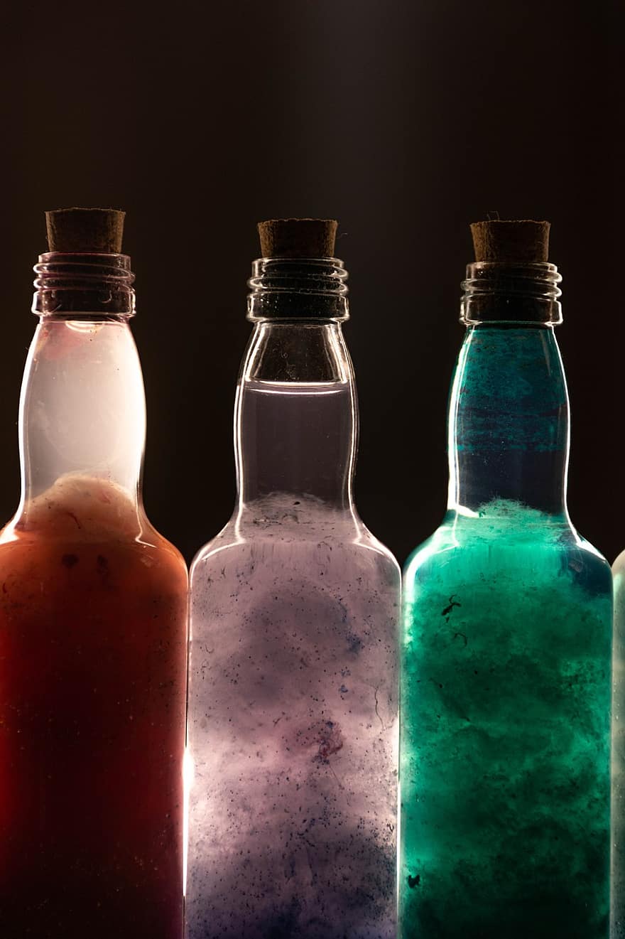 Butelki Mgławicy, Galaktyczne Butelki, kolorowe butelki, butelki, brokat, butelka, ciekły, zbliżenie, drink, szkło, świeżość