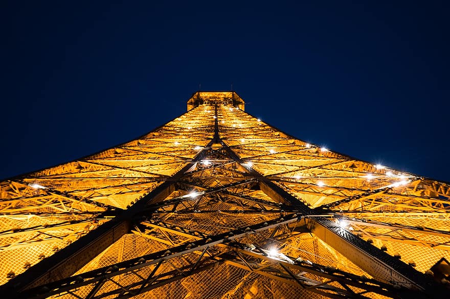 Torre Eiffel, ponto de referência, Paris, França, noite, luzes, estrutura, arquitetura, monumento, construção, cidade
