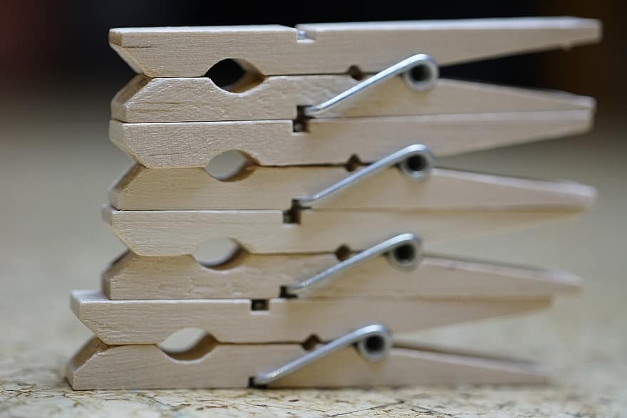 clothespins, cleme din lemn