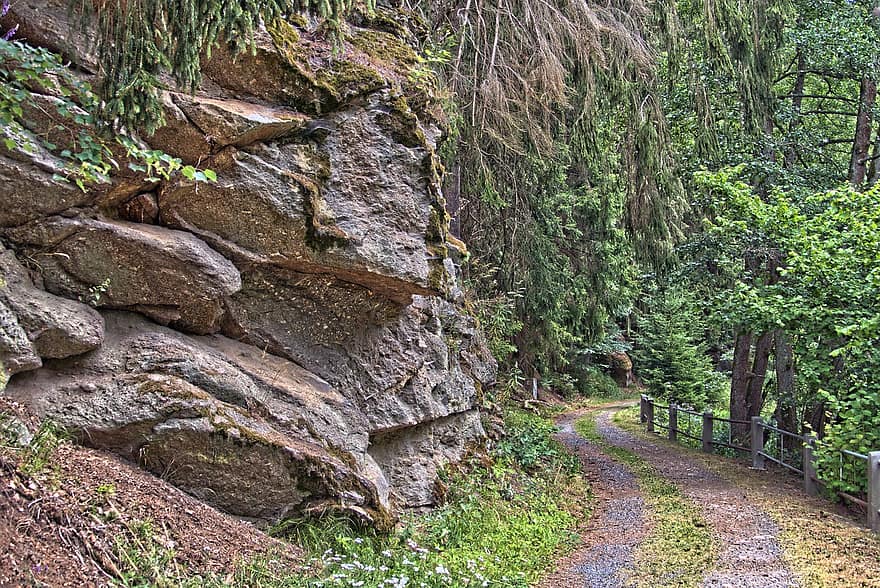 une façon, Piste, Roche, des pierres, vallée d'Ohře, chemin, route, page de pays, Uferweg, paysage, la nature