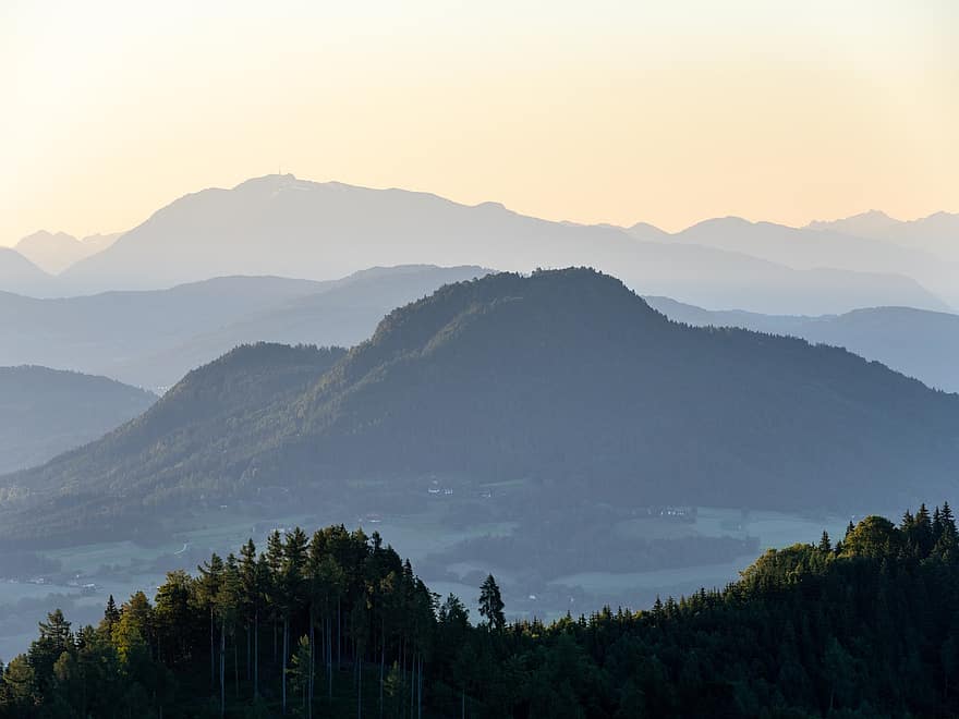 Berge, Tal, Magdalensberg, Österreich, Kärnten, Sonnenuntergang, Nebel, Wald, Landschaft, Natur, Aussicht