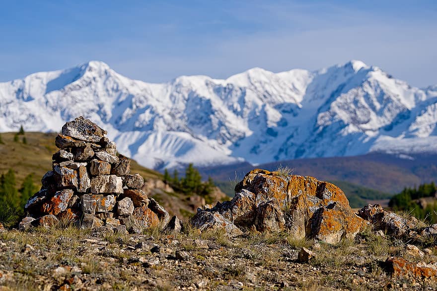 กองหินที่เป็นเครื่องหมาย, หิน, ภูเขา, โขดหิน, หิมะ, อัลไต, เทือกเขา, snowcaps, ธรรมชาติ, ภูมิประเทศ, ยอดเขา