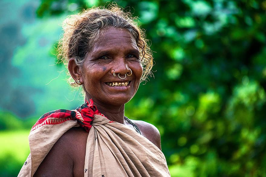 Kadın, kıdemli, kabile, orman, yaşlı bayan, İhtiyarlık, Andra Pradeş, Araku, insanlar, Hindistan, Kabile Kadınları
