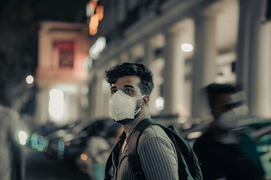 home, màscara facial, pandèmia, protecció, ciutat, carrer, urbà, a l'aire lliure, retrat