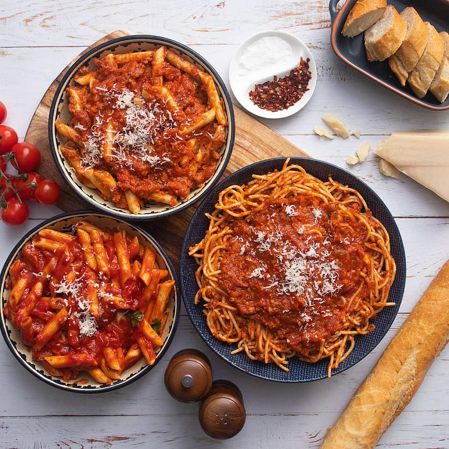 mat, spagetti, måltid, tallerken, pasta, penne, tomatsaus, ost, velsmakende, nydelig, middag