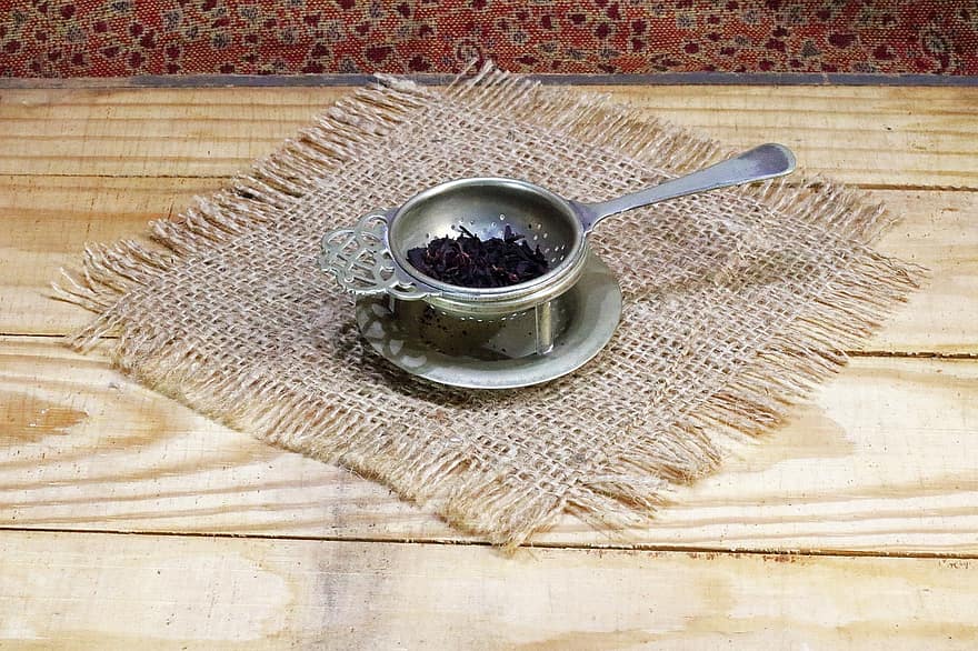 чай, Цедка за чай от месинг, чай в насипно състояние, цедка за чай, сухи чаени листа