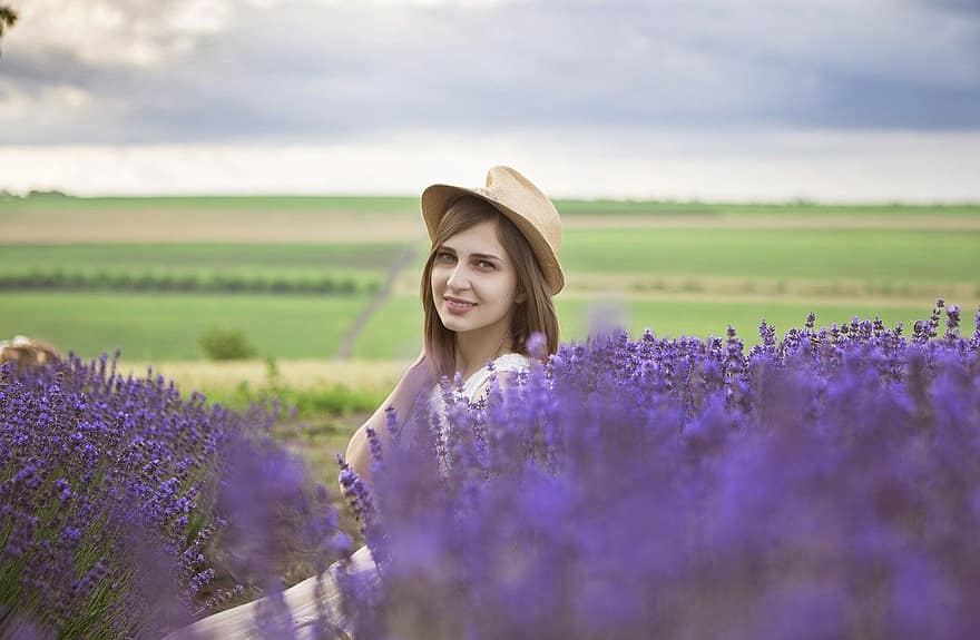 lavender, bunga-bunga, wanita, gadis, topi, tersenyum, pose, musim panas, taman, bidang, bidang lavender