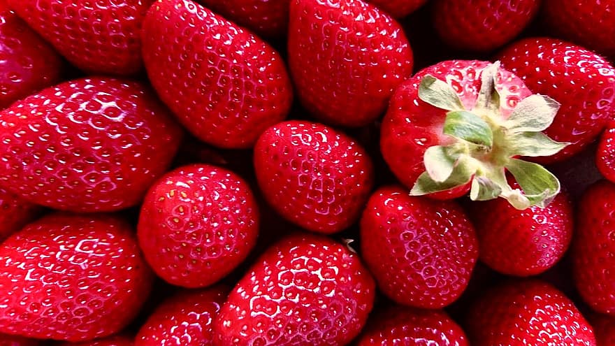 Strawberries, Red, Beautiful, Red Berries, Berries, Red Strawberries, Strawberry, Vegan, Vegetarian, Plant-based, Raw Food