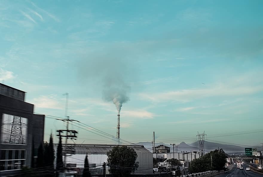 město, nebe, kouř, mraky, fyzická struktura, znečištění, paliva a energie, průmysl, nebezpečí, znečištění ovzduší, továrna
