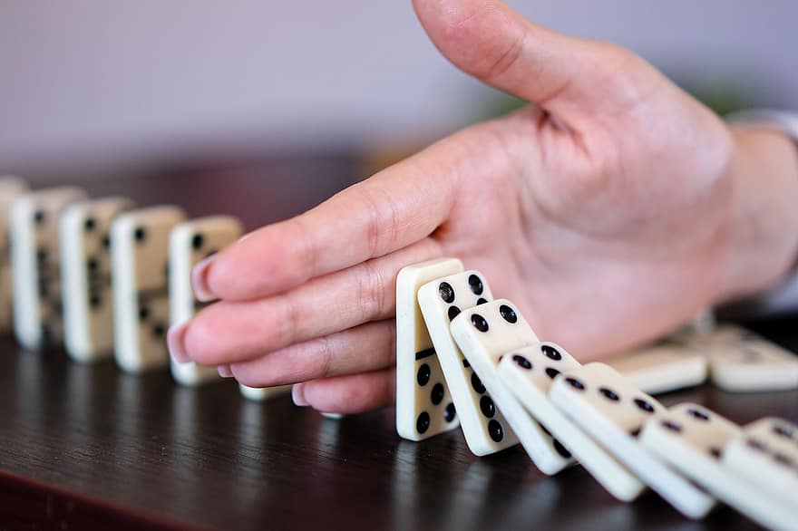 domino oyunu, oyun, blok, risk, başarı, iş, aksiyon, denge, siyah, düşmek, arka fon
