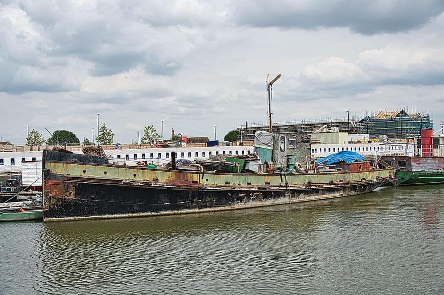 barco dilapidado, mar, barco abandonado