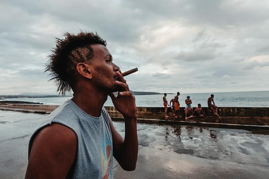 Đàn ông, Điếu xì gà, bờ biển, Mọi người, bầy đàn