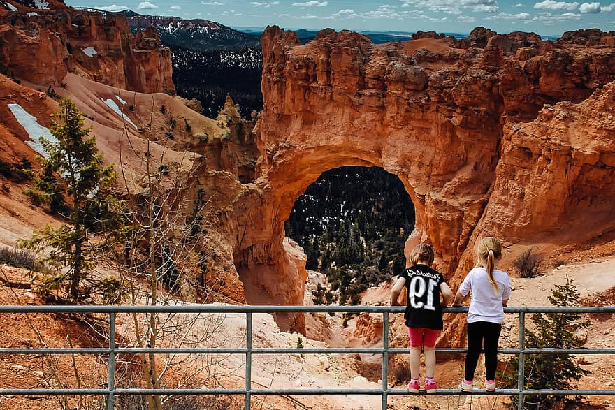 parque nacional de bryce canyon, naturaleza, chicas, fotomontaje, arco, paisaje, formacion de roca, hoodoos, cañón, erosión, rocas