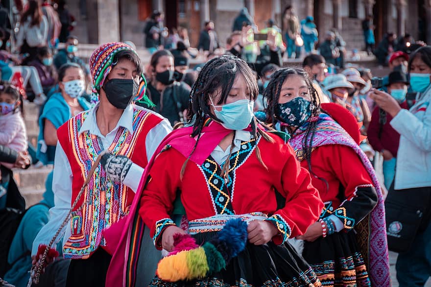 Cusco, Peru, tanssi, Inti Raymi, perinteinen, kulttuuri, puku, tanssijoita, ihmiset, kasvonaamio, juhla