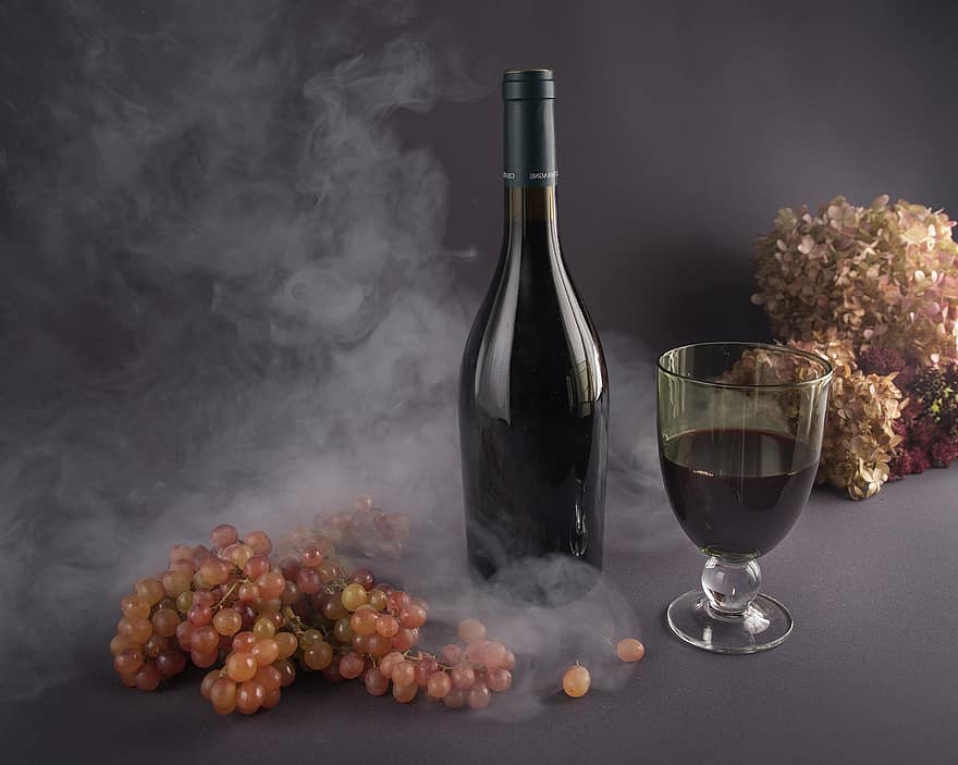 vin, vindruvor, fortfarande liv, dryck, alkohol, rödvin, glas, flaska, rök