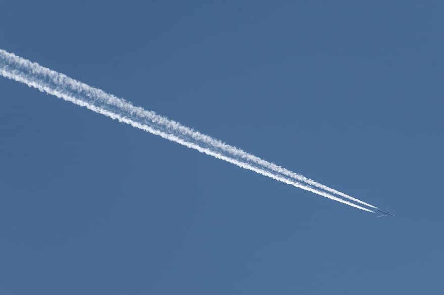 fly, contrails
