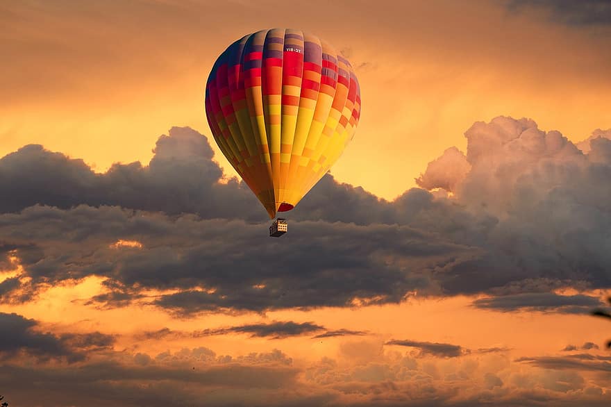 globus d'aire calent, globus, cistella, cel, viatge, volant, núvol, multicolor, transport, estiu, aventura