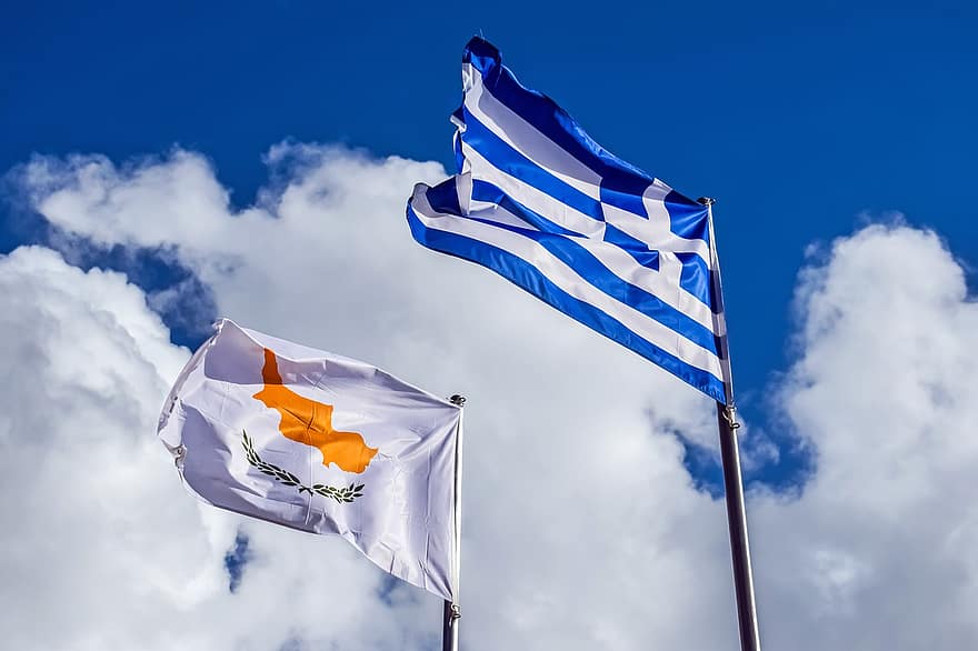 vėliavos, Kipro vėliava, Graikijos vėliava, mėlynas dangus, debesys, Kipras, mėlyna, patriotizmas, simbolis, debesis, dangus