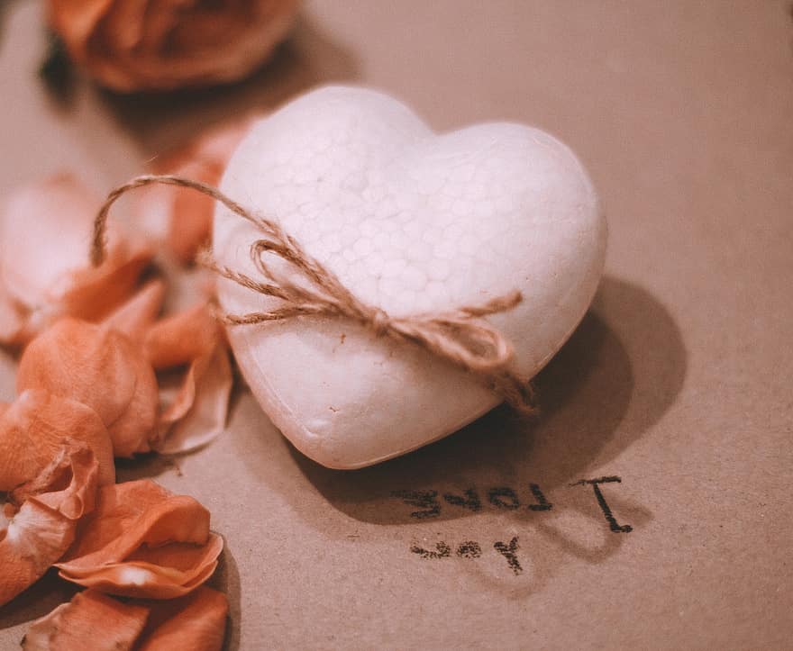 Valentinsdag, hjerte, dekor, stilleben, lys, Koselig estetikk, kjærlighet, romanse, hjerteform, papir, gave