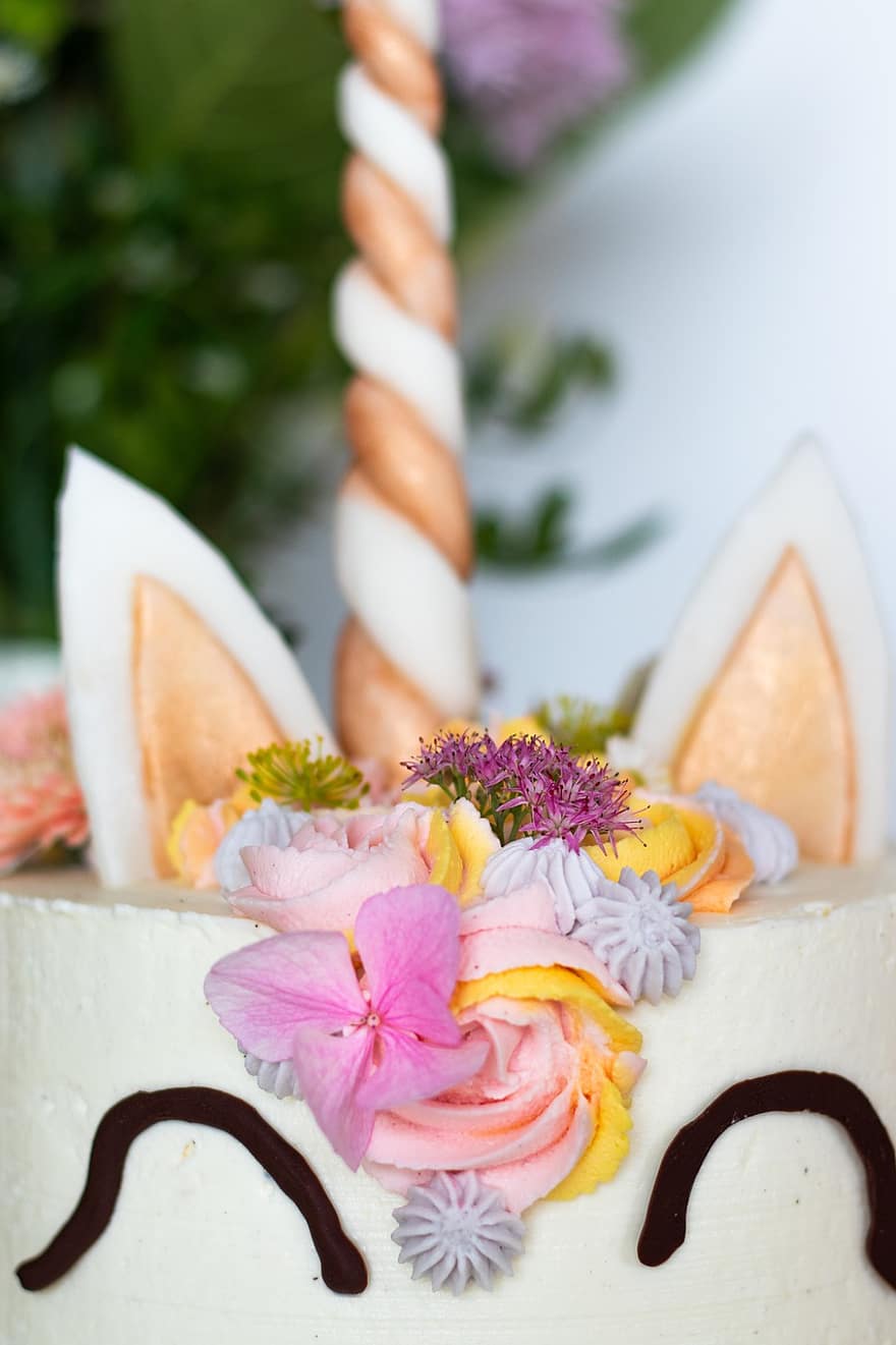 jednorožec dort, vrstvený koláč, narozeninový dort, jednorožec, pečivo, dort, dezert, jídlo, květ, dekorace, narozeniny