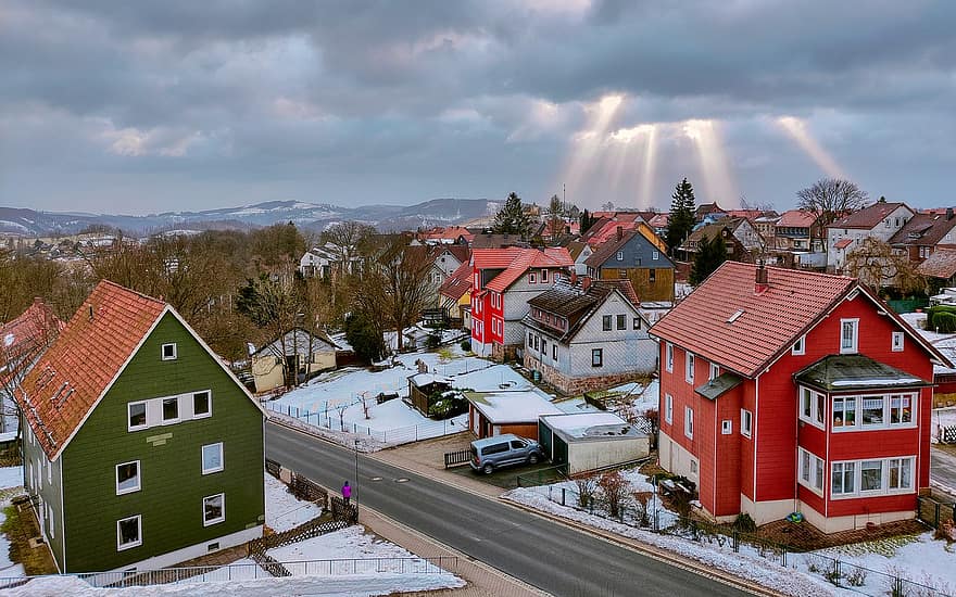 Sonnenuntergang, Schnee, Harz, mystisch, Sonnenstrahlen, Landschaft, Natur, mehrfarbig, Wolken, Deutschland, Winter