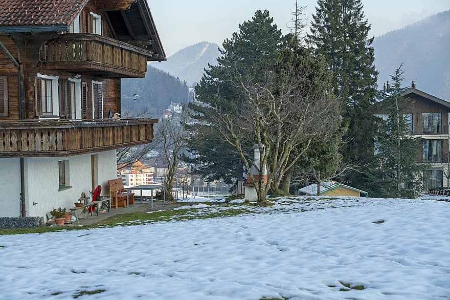 Schweiz, Winter, Jahreszeit, Stadt, Dorf, Schnee, Berg, die Architektur, Hütte, Landschaft, Holz, Baum