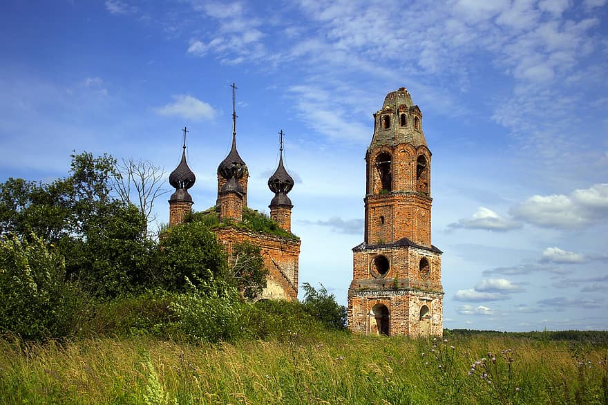 kyrka, ruiner