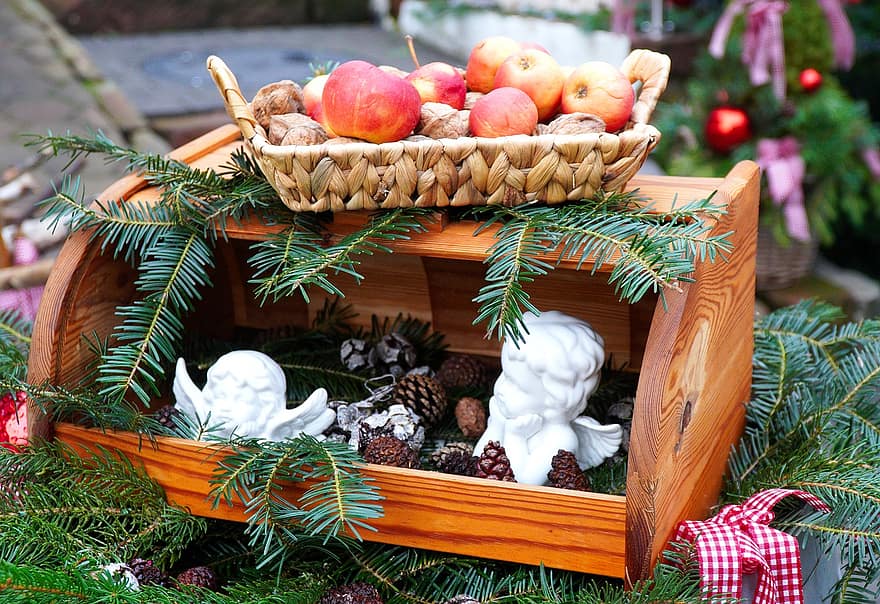 świąteczne dekoracje, chlebak, jabłko, anioł