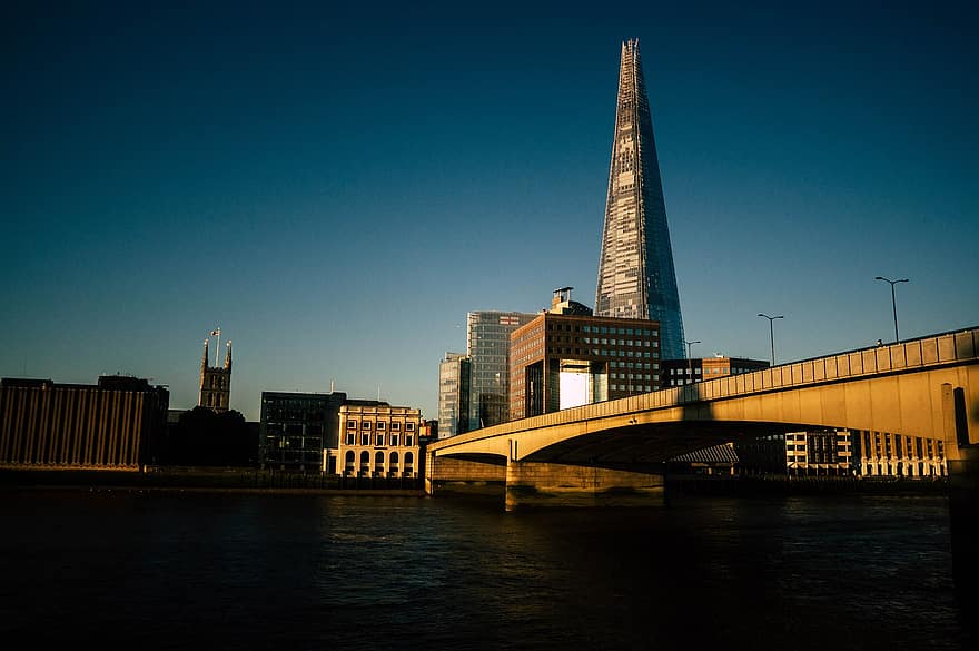 pont, bâtiment, gratte ciel, rivière, Londres, Angleterre, tesson, thames, ciel, le coucher du soleil