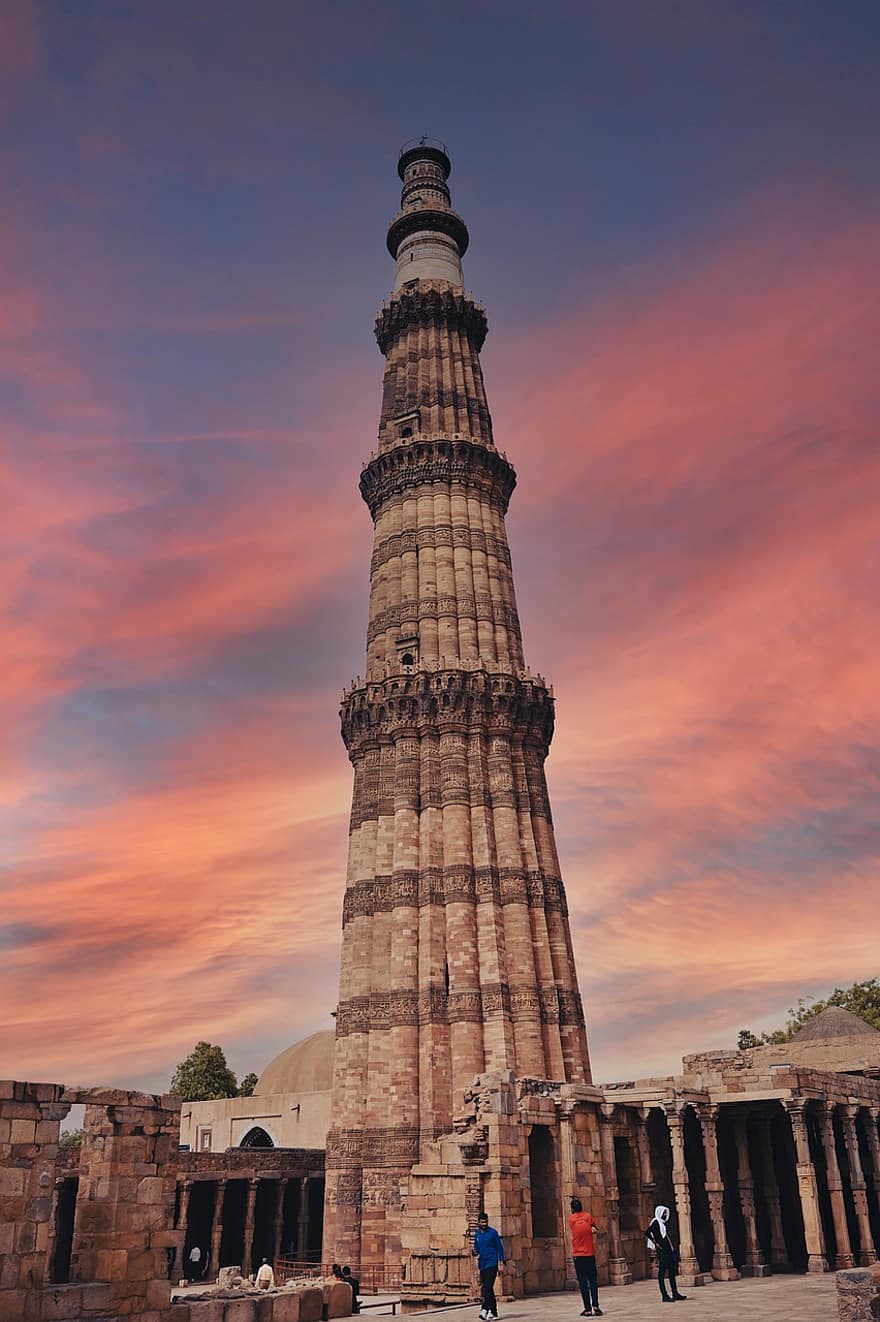 Делхи, Индия, qutubminar, архитектура, известното място, залез, история, здрач, туристически дестинации, пътуване, култури