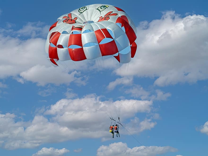 parasailing, fallskärm, himmel, semester, fritid, roligt, äventyr, sommar, högtider, blå, flygande