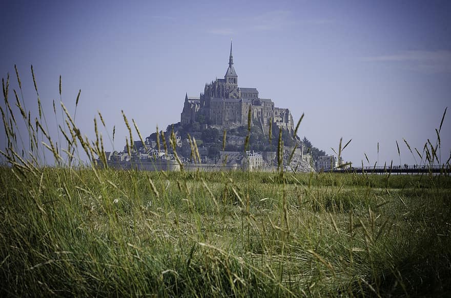 mont saint-michel, Normandia, castello, paesaggio, abbazia, punto di riferimento, architettura, posto famoso, cristianesimo, erba, religione