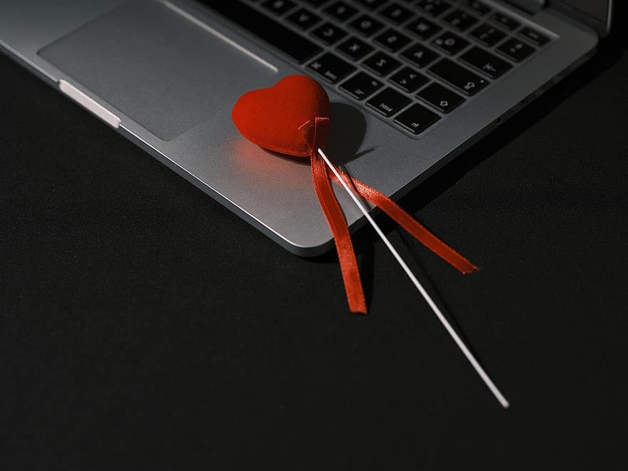 laptop, kantor, hari Valentine, kerja, cinta, merapatkan, teknologi, komputer, latar belakang, percintaan, objek tunggal