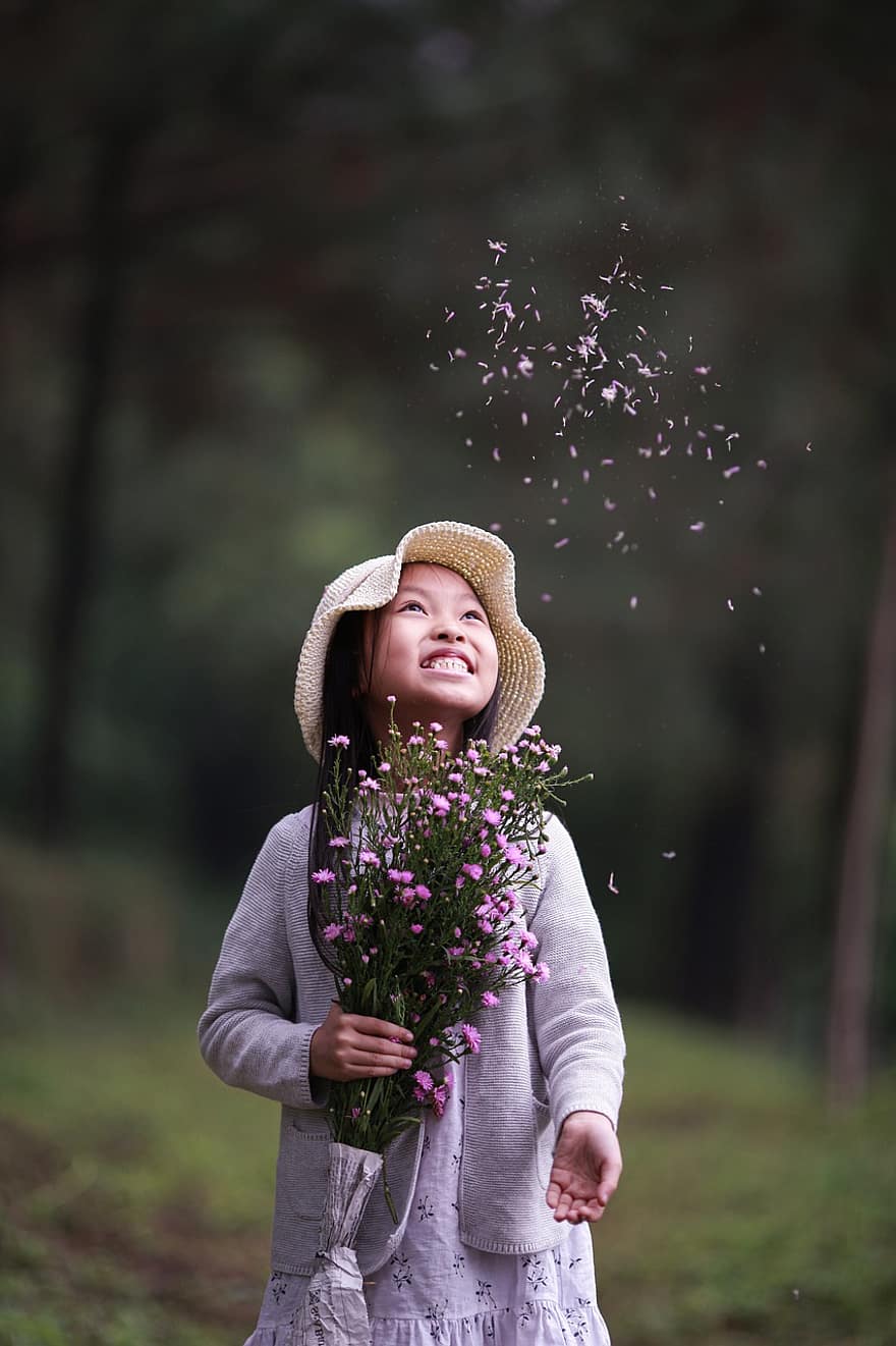 дівчина, модель, молодий, квіти, букет, капелюх, весело, дерева, ліс, радість, волосся