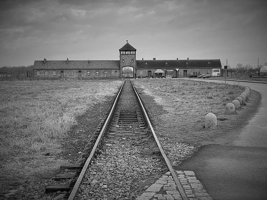 gedenkteken, museum, auschwitz, Birkenau, Polen, Nazi, brandoffer, poort, sporen