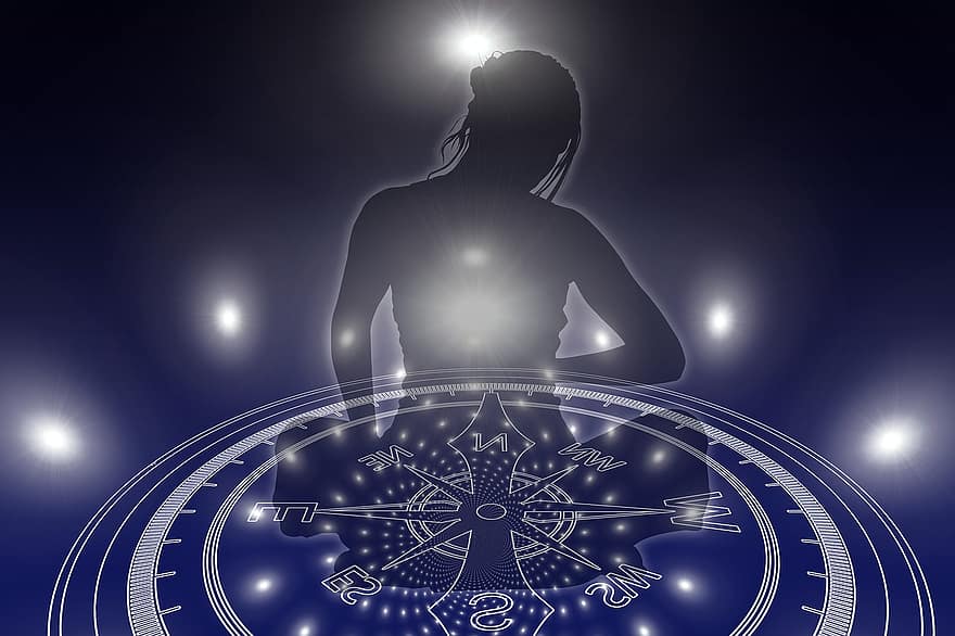 meditatie, kompas, reflectie, vrouw, met gekruiste benen, golven, cirkels, centrum, transcendentie, transcendentaal, jaïnisme