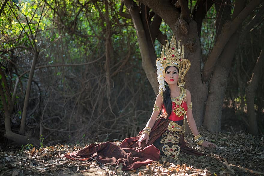dona, disfressa tradicional, tailandès, bosc, noia, model, bellesa, pose, vestit tradicional, cultura, a l'aire lliure