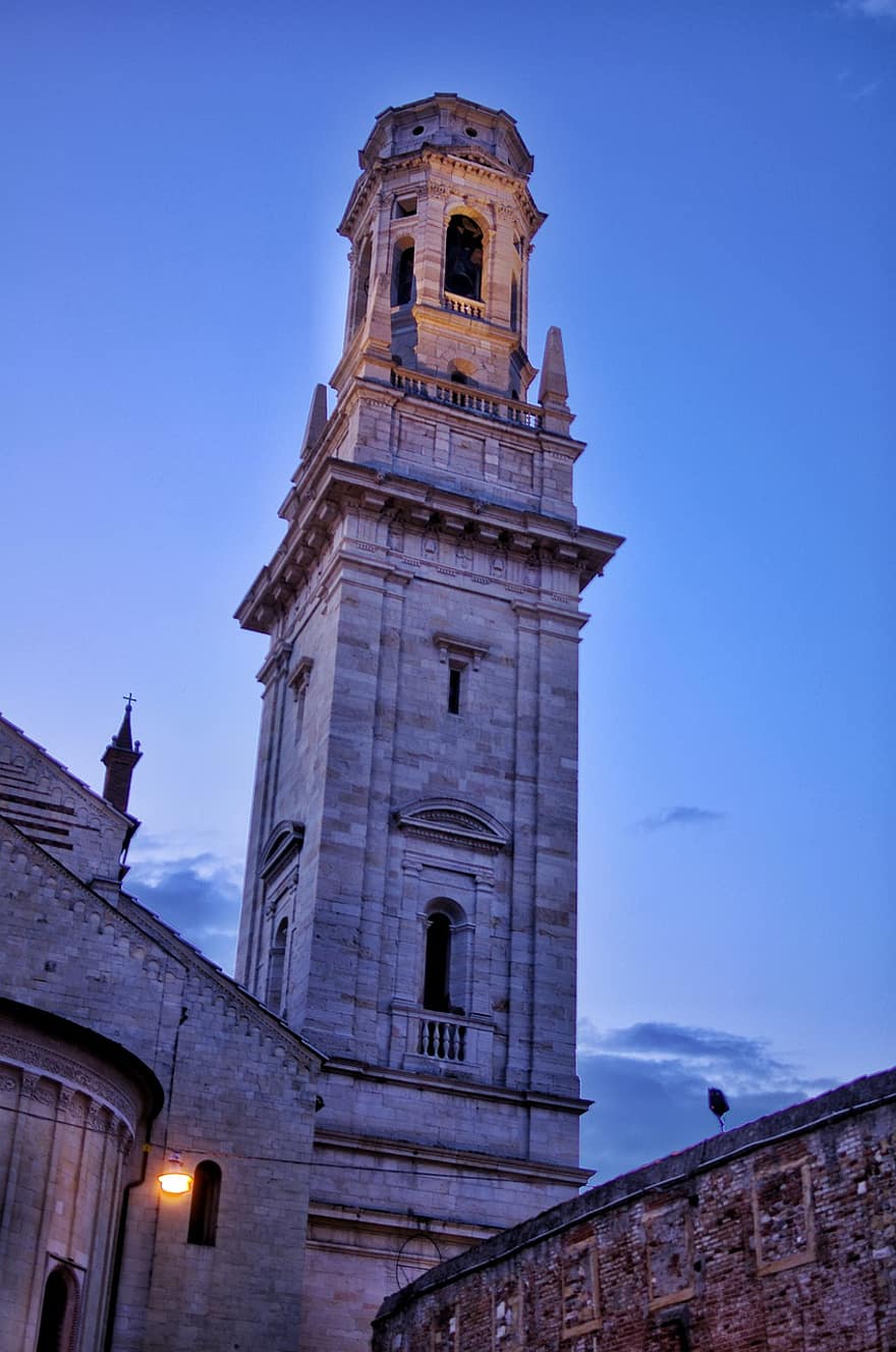 verona, torre, catedral, tarde, Itália, pôr do sol