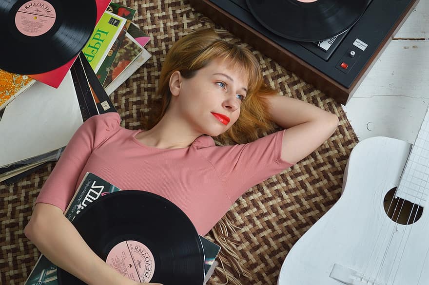 Woman, Vinyl, Vintage, Guitar, Music, Phonograph Records, Listening To Music, Relaxation, Leisure, Retro, Record Player