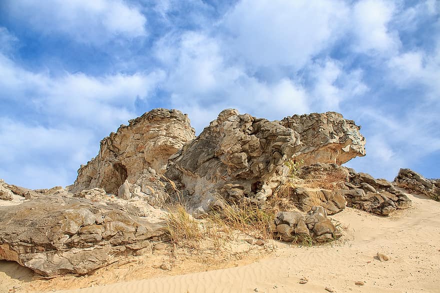 nisip, roci, plajă, pietre, formatie rock, coastă, mal, malul marii, peisaj, mediu rural