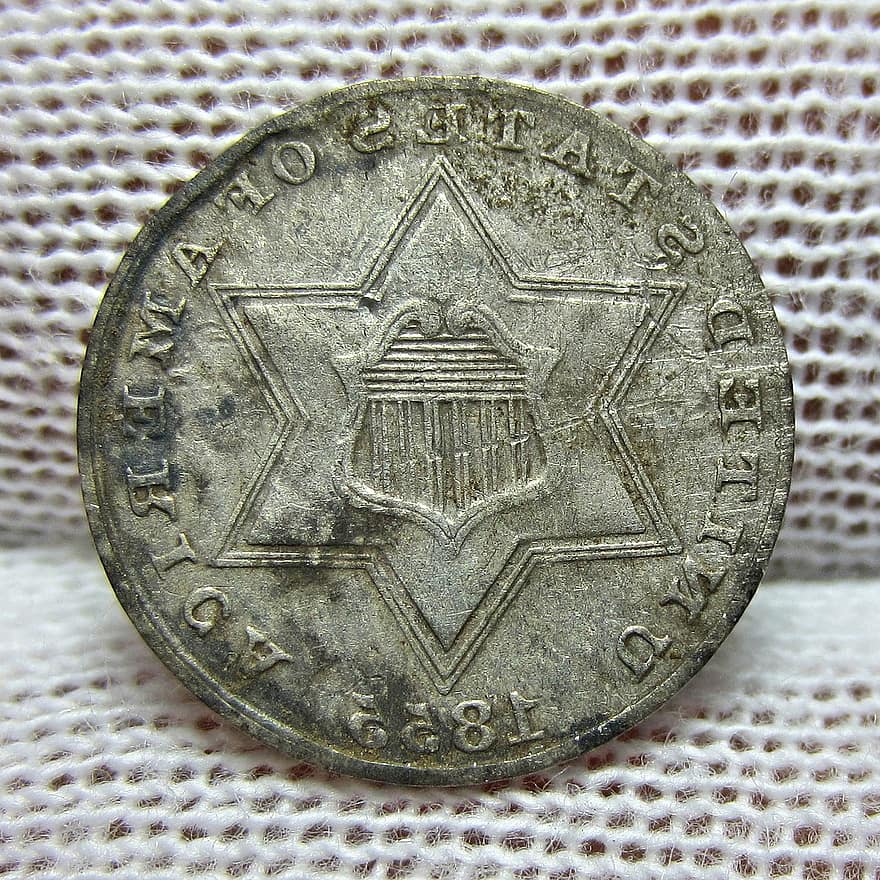 Trijų centų gabalas, sidabrinė moneta, senovinė moneta, 1855 m, moneta, pinigų, doleris, valiuta, usa, senas