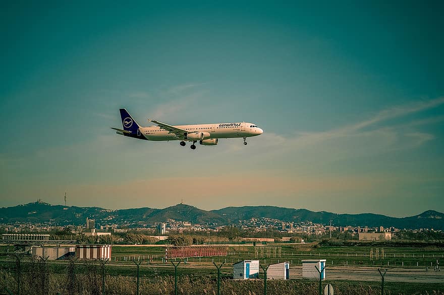 Airplane, Airport, Barcelona, Runway, Aviation, air vehicle, flying, commercial airplane, transportation, mode of transport, travel