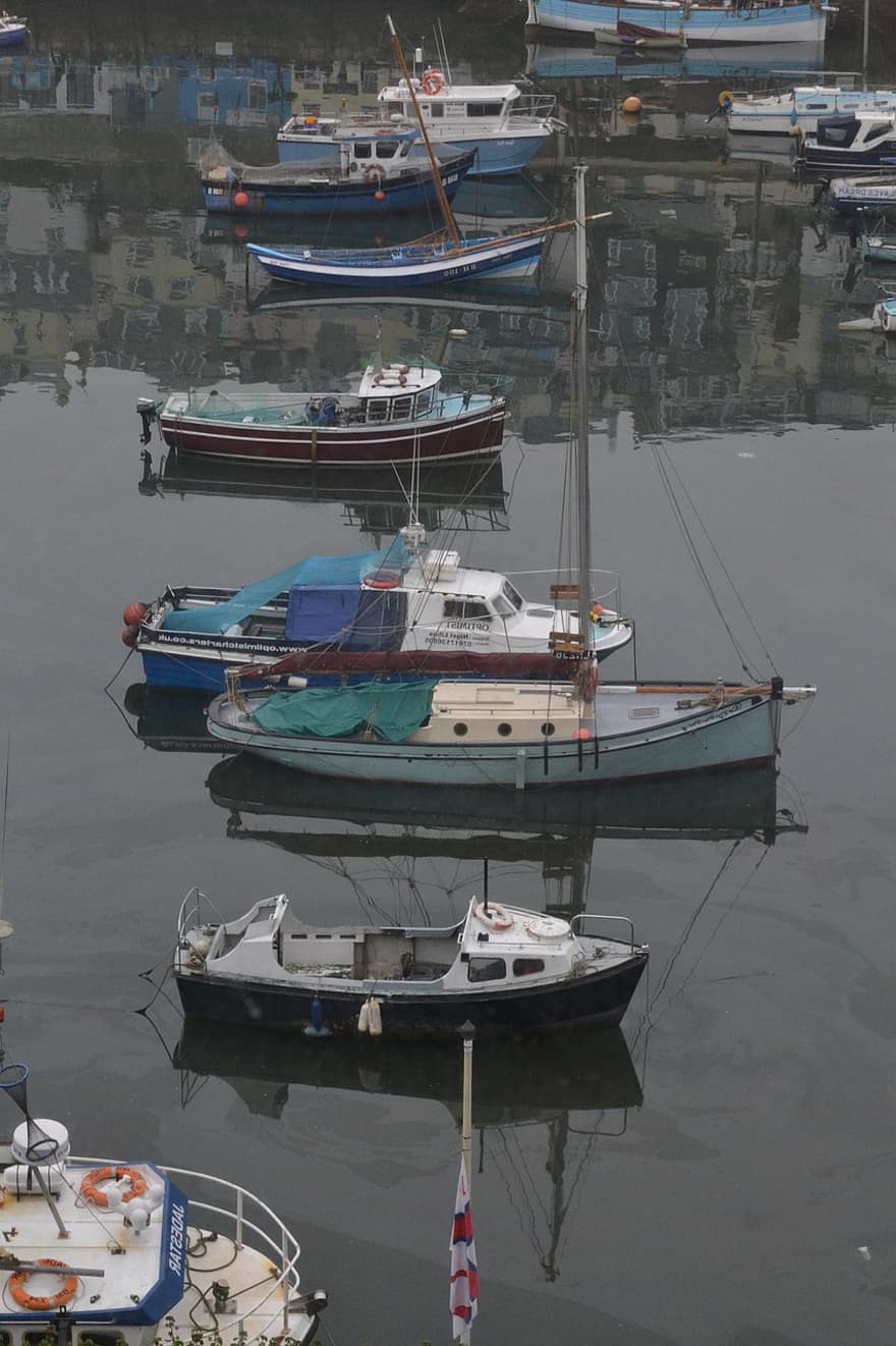 Cornwall, łodzie, rzeka