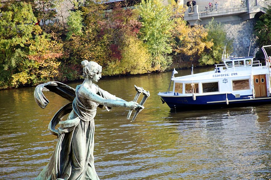 像、川、プラハ、チェコ共和国、ボート、水、彫刻、ヴルタヴァ、チャールズブリッジ、シティ、旧市街