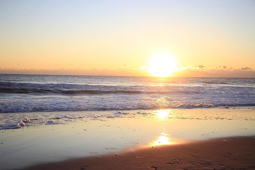 Sunrise, Sea, Beach, Horizon, Sun, Sunlight, Sky, Reflection, Clouds, Wave, Tide