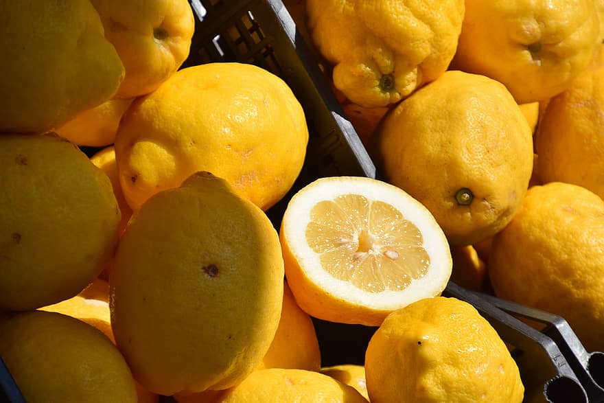 Italia, jeruk lemon, kuning