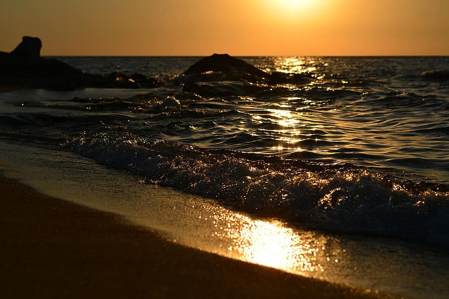 solnedgang, hav, himmel, natur, Strand, vann, skumring, sand, sandstrand, flo, bølger