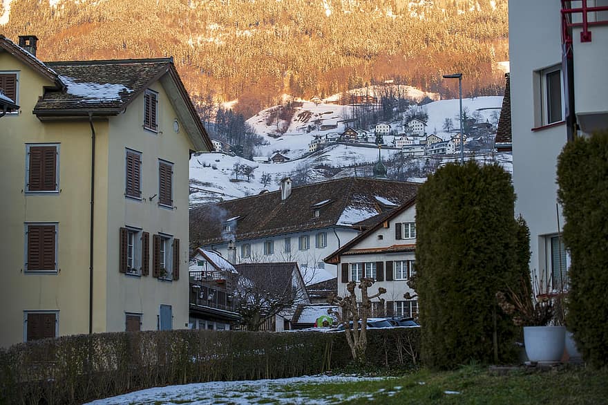 domy, kabiny, vesnice, sníh, zimní, večer, švýcarsko, architektura, exteriér budovy, střecha, kultur