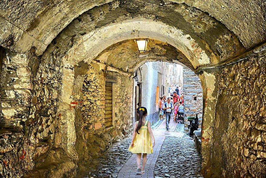 Girl, Cobblestones, Alley, Street, Young Girl, Child, architecture, women, walking, famous place, tourism