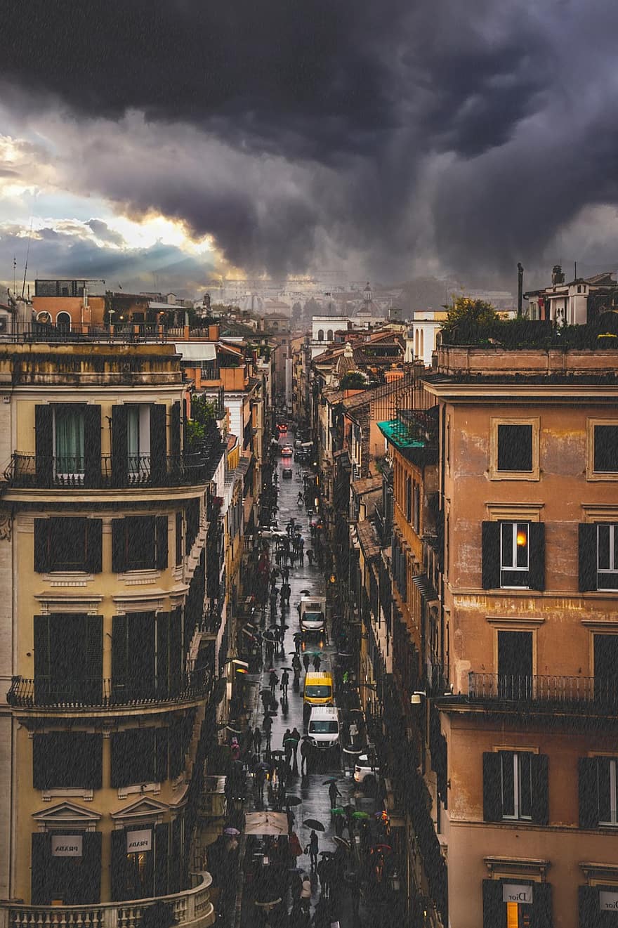 aleja, Miasto, Budynki, ludzie, piesi, samochody, ulica, deszcz, Rzym, Włochy, miejski